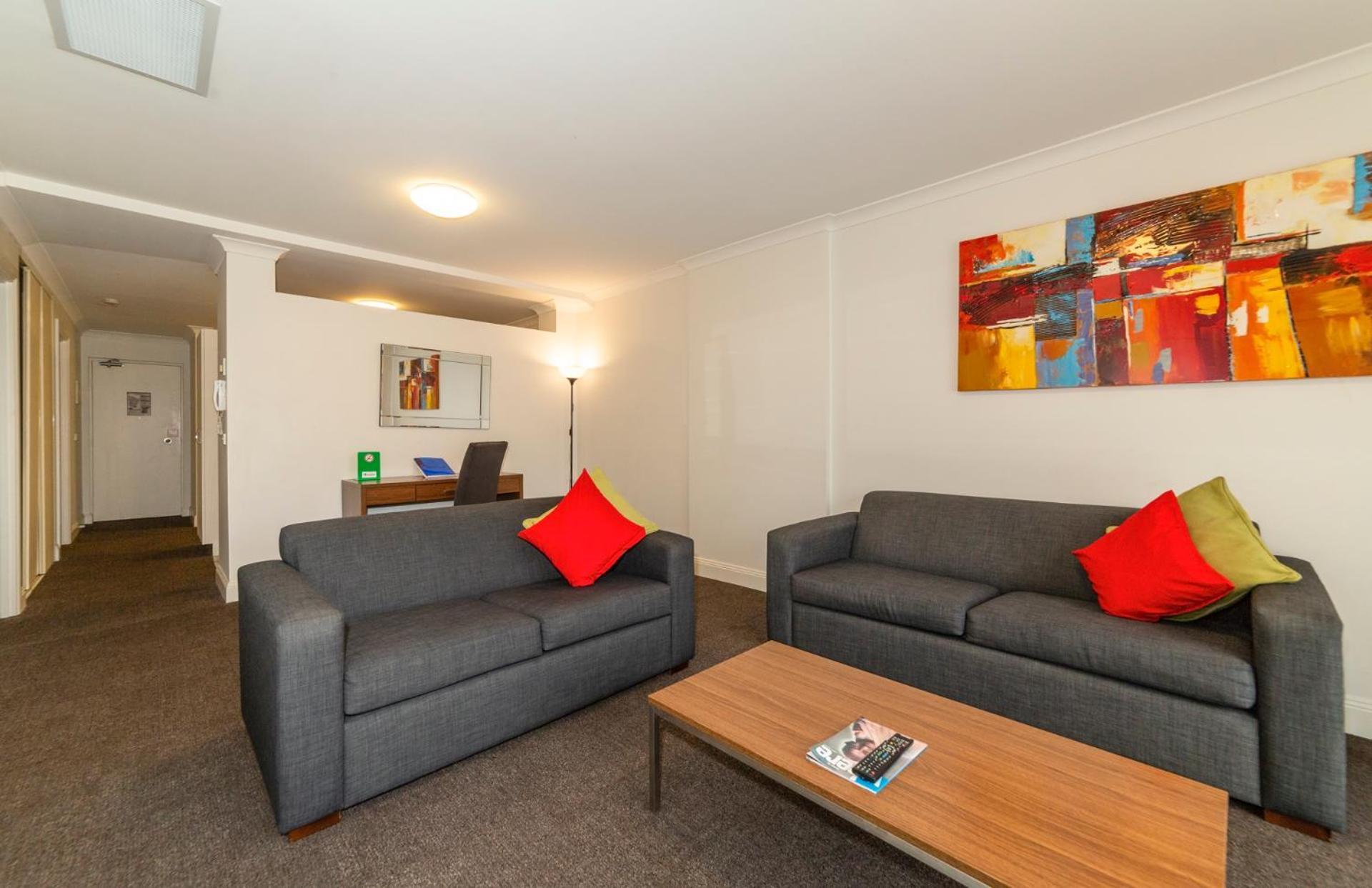 Amazing Accommodations: St Kilda — Photos 1